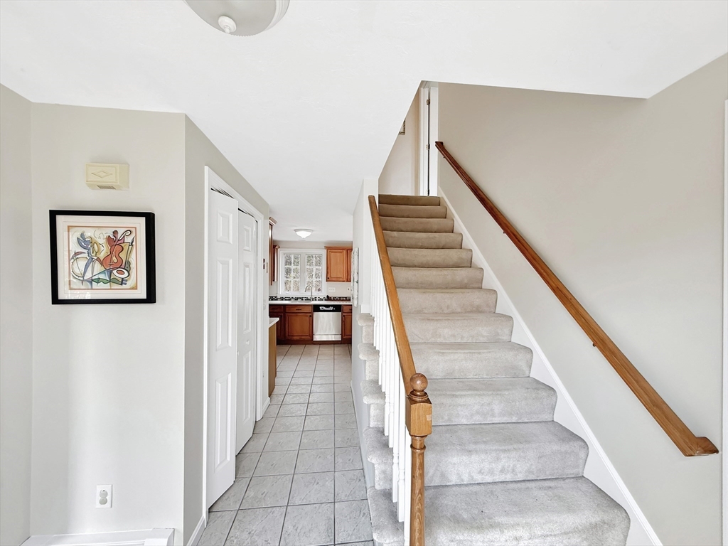 4 Old Cart Road Shrewsbury, MA 01545 - Photo 17 of 42