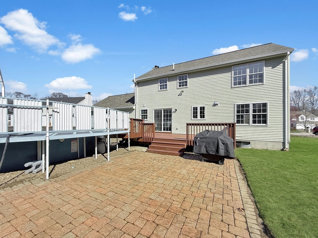 4 Old Cart Road Shrewsbury, MA 01545 - Photo 35 of 42