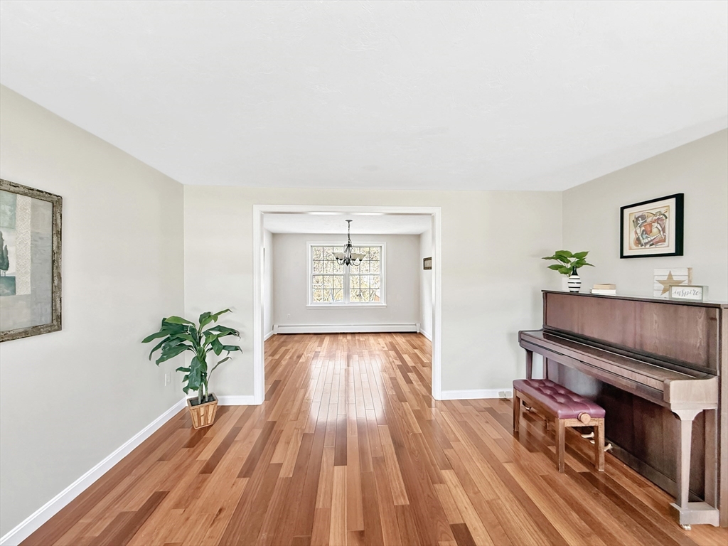 4 Old Cart Road Shrewsbury, MA 01545 - Photo 5 of 42