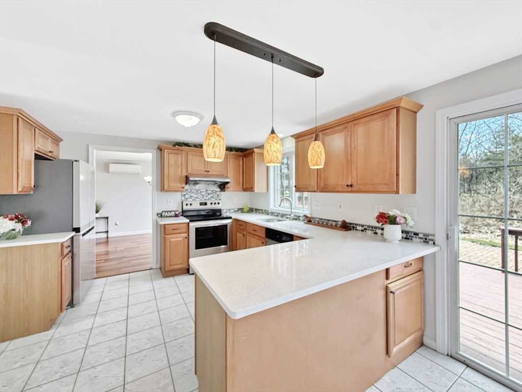 4 Old Cart Road Shrewsbury, MA 01545 - Photo 10 of 42