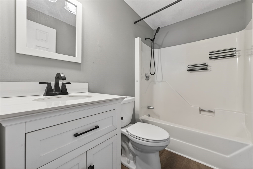 1575 Braley Road, Unit 28 New Bedford, MA 02745 - Photo 19 of 26