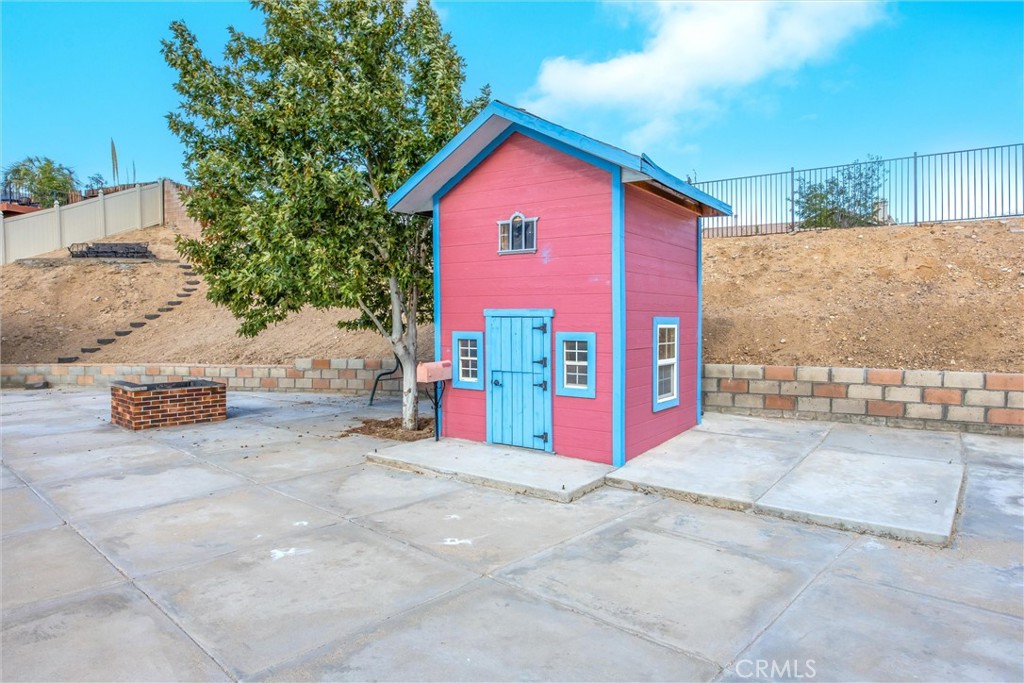 13997 Riverside Drive Apple Valley, CA 92307 - Photo 38 of 55