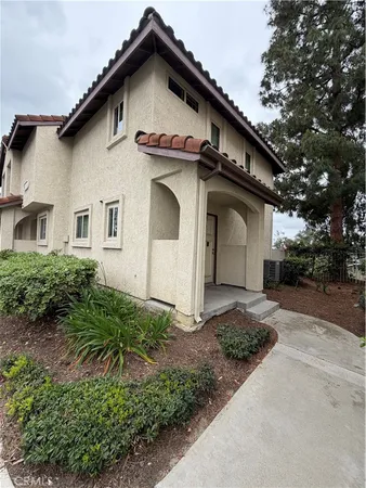 $2,600 | 23391 La Crescenta, Mission Viejo, CA 92691