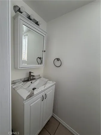 $2,600 | 23391 La Crescenta, Mission Viejo, CA 92691