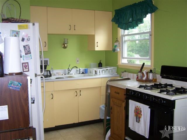 215 Stratton Way Decatur, IN 46733 - Photo 5 of 8