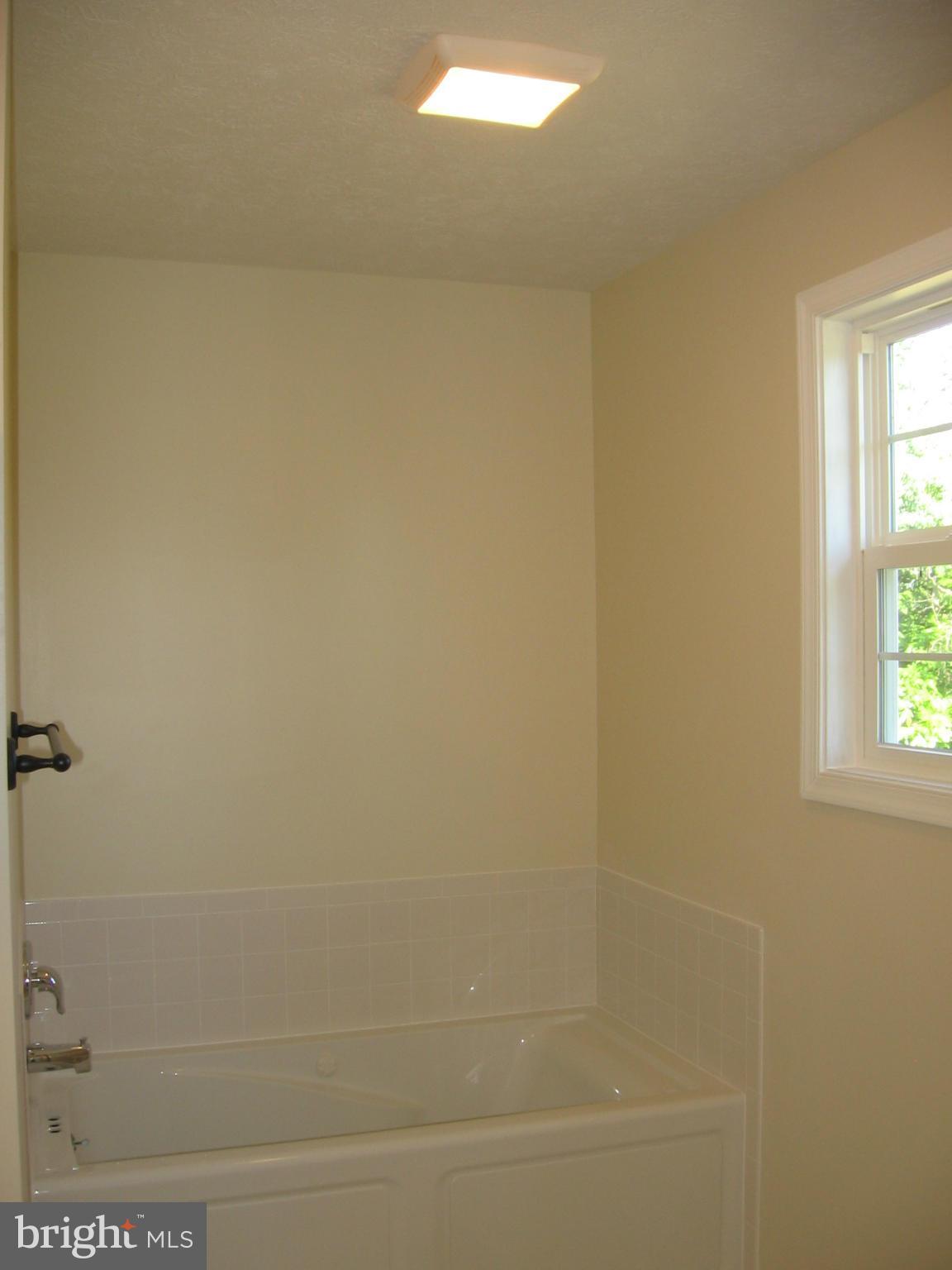 60 Neighbor Way Inwood, WV 25428 - Photo 14 of 21 Bath (Master)