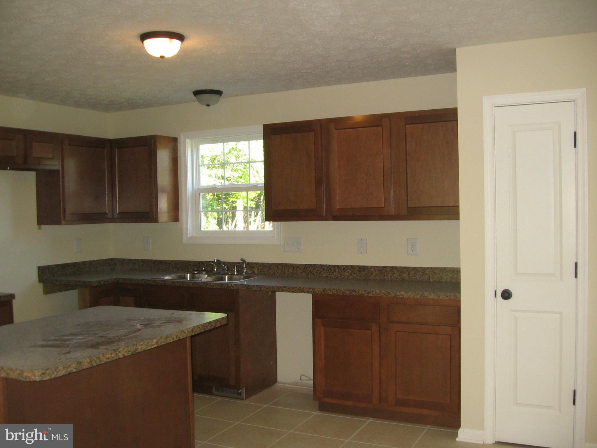 60 Neighbor Way Inwood, WV 25428 - Photo 4 of 21 Kitchen