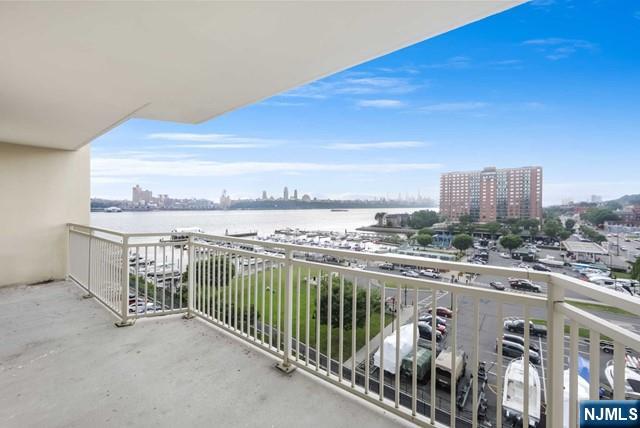 1055 River Road, Unit 814 Edgewater, NJ 07020 - Photo 1 of 34