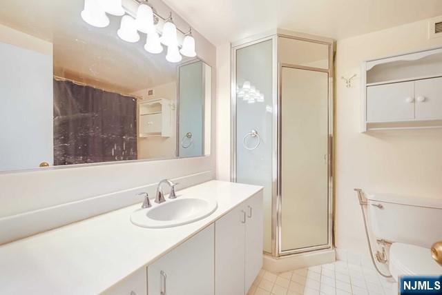 1055 River Road, Unit 814 Edgewater, NJ 07020 - Photo 17 of 34