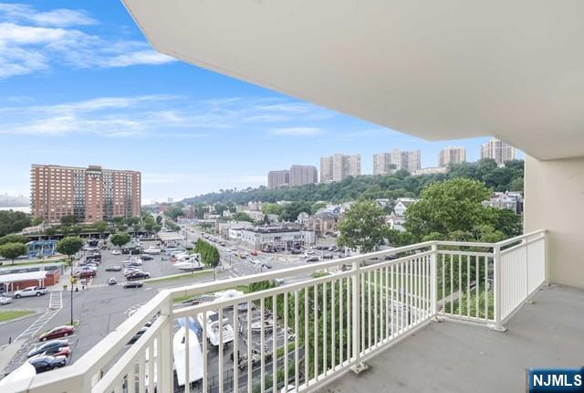 1055 River Road, Unit 814 Edgewater, NJ 07020 - Photo 19 of 34