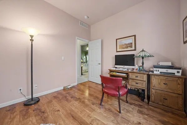 $195,000 | 20 Rollingwood Drive, Unit 215, Jackson, CA 95642