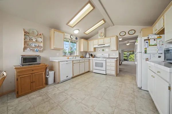 $195,000 | 20 Rollingwood Drive, Unit 215, Jackson, CA 95642