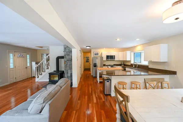 $1,300,000 | 307 Winterbird Road, Stowe, VT 05672