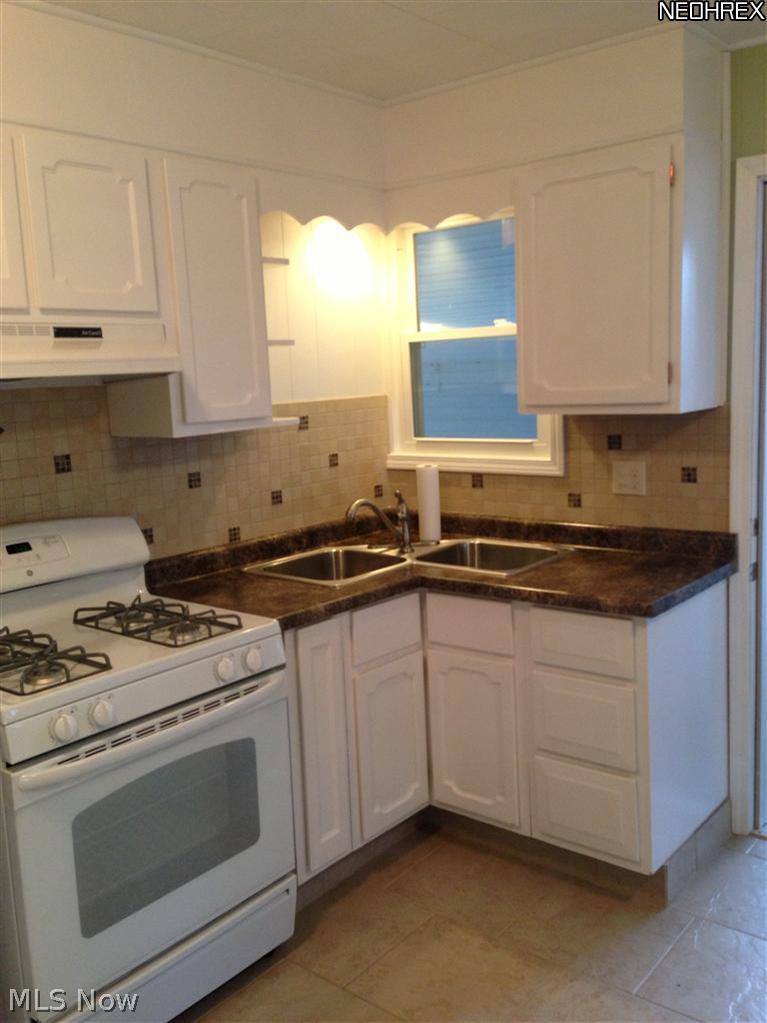 2225 9th Street Northwest Canton, OH 44708 - Photo 10 of 25 Gallery Image 10