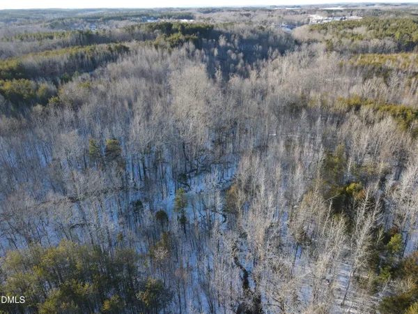 a view of a dry field