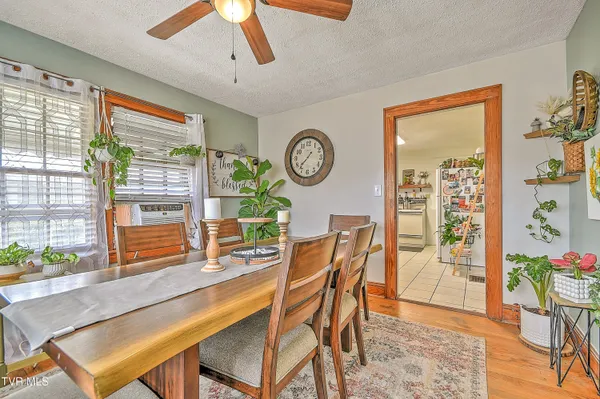 $389,900 | 200-202 Main Street West, Mount Carmel, TN 37645