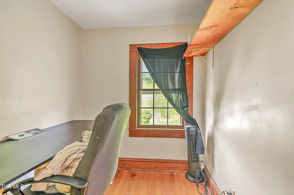 $389,900 | 200-202 Main Street West, Mount Carmel, TN 37645