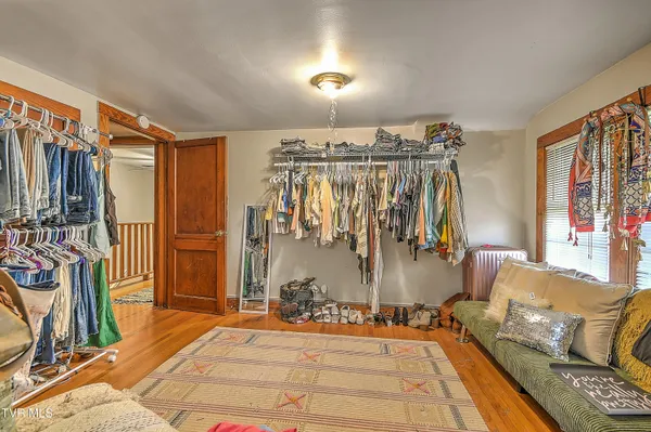 $389,900 | 200-202 Main Street West, Mount Carmel, TN 37645