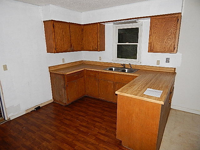 140 Adcock Hollow Road Coalfield, TN 37748 - Photo 8 of 11 Kitchen 2