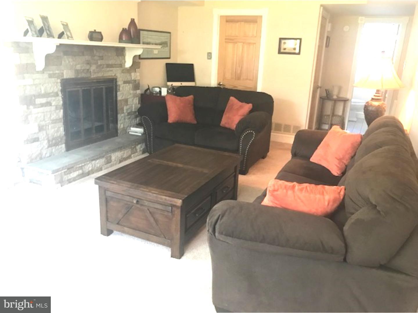 3618 Corncrib Road Bensalem, PA 19020 - Photo 10 of 19 Family Room
