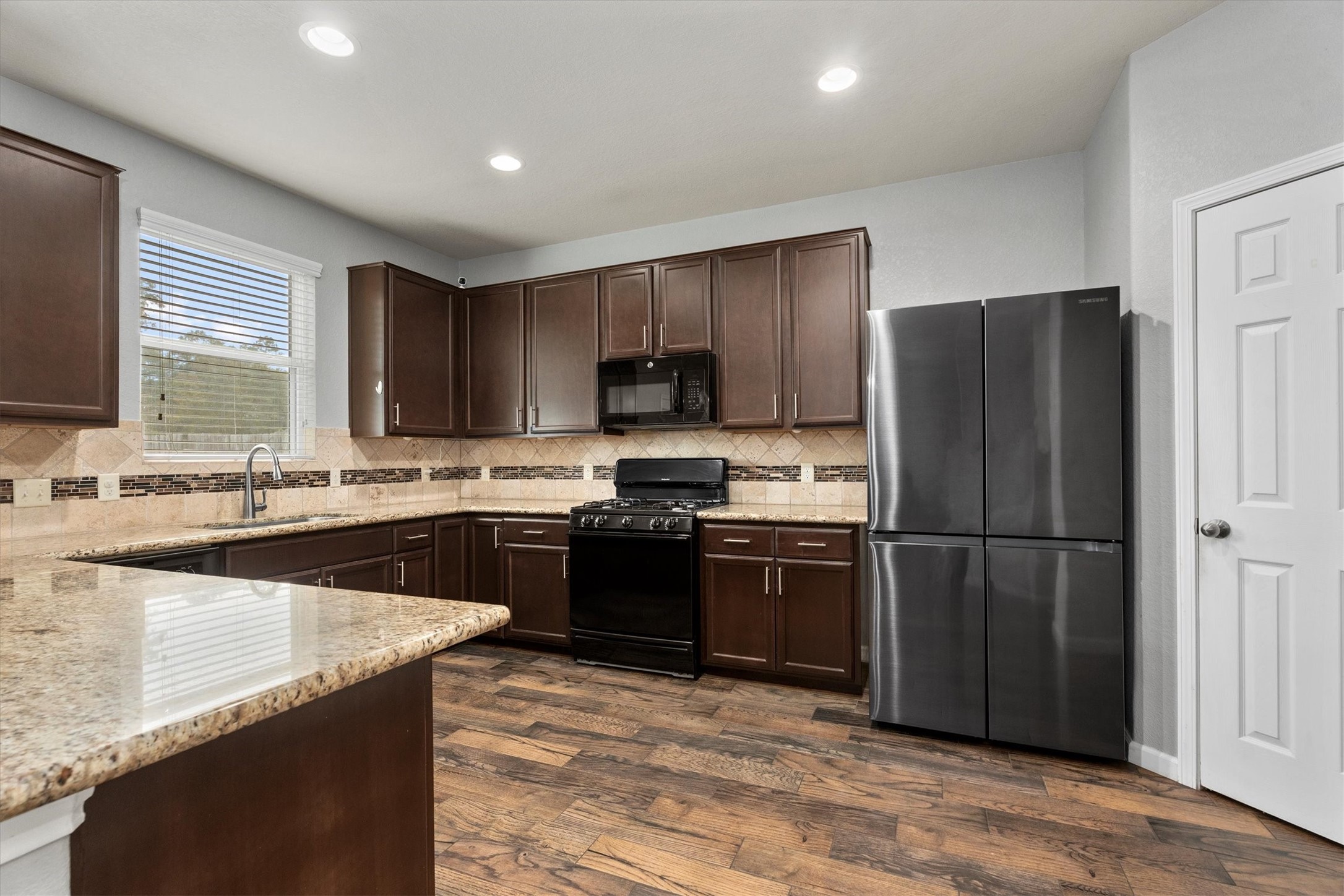 2528 Magnolia Fair Way Spring, TX 77386 - Photo 10 of 29