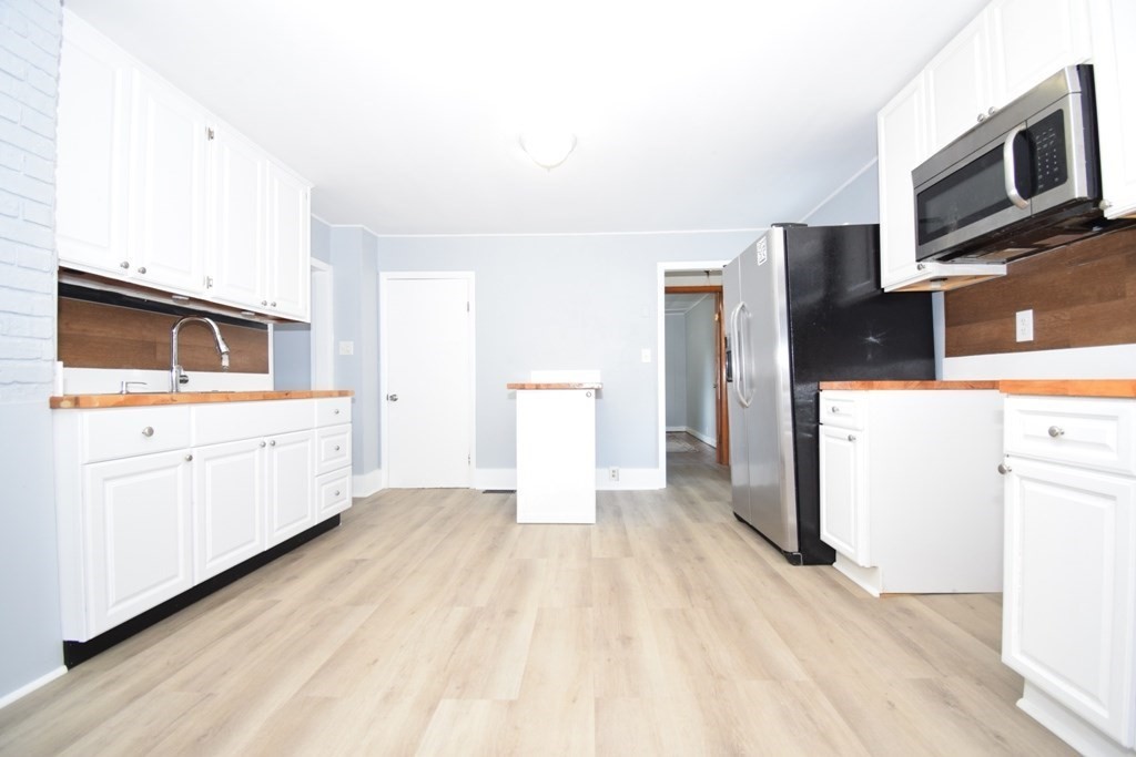 433 Putnam Hill Road Sutton, MA 01590 - Photo 19 of 30