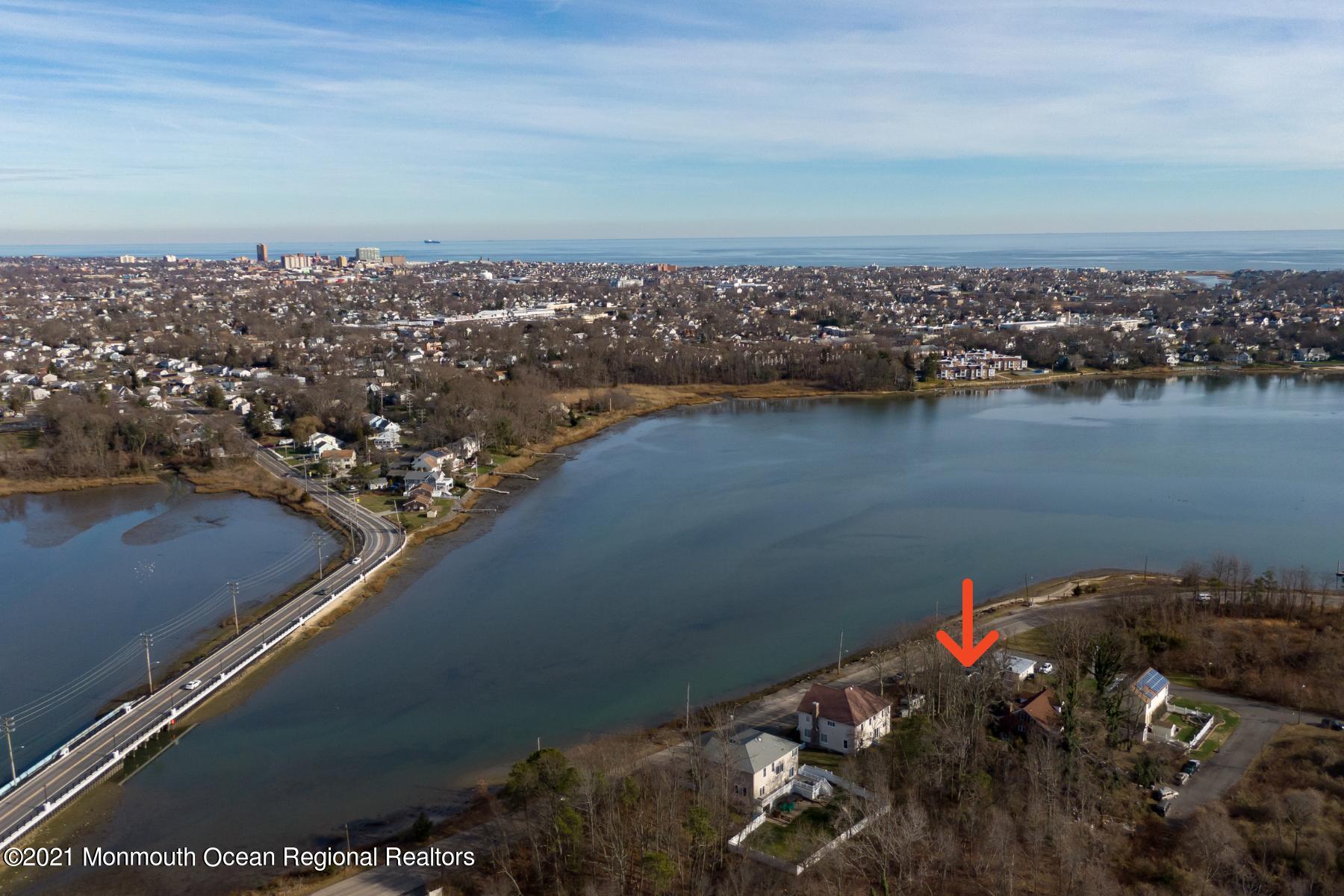25 South Riverside Drive Neptune Township, NJ 07753 - Photo 6 of 41 4