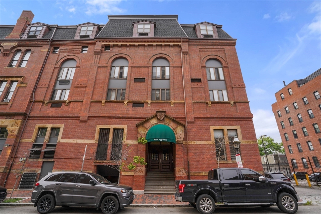 9 Appleton Street, Unit 208 Boston, MA 02116 - Photo 14 of 16