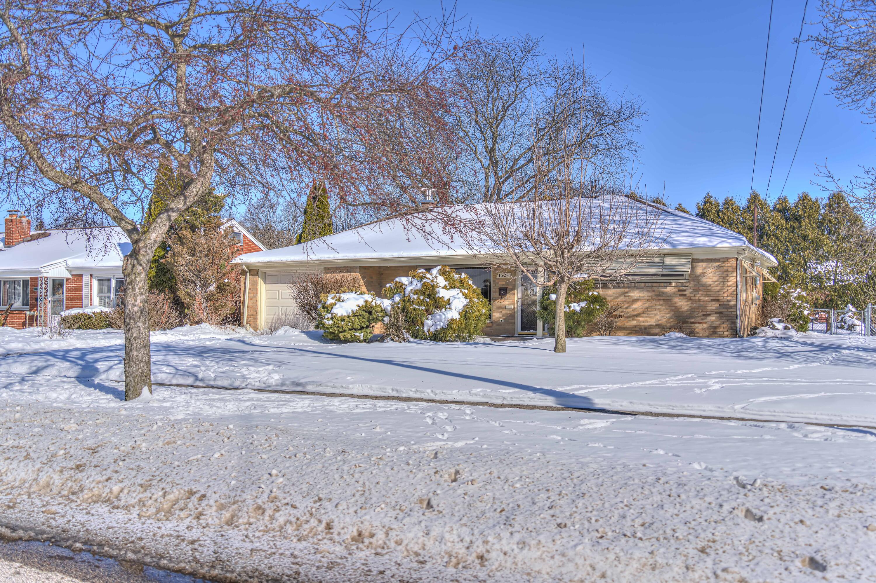 1031 South Durand Street Jackson, MI 49203 - Photo 19 of 22 1031 S Durand 03