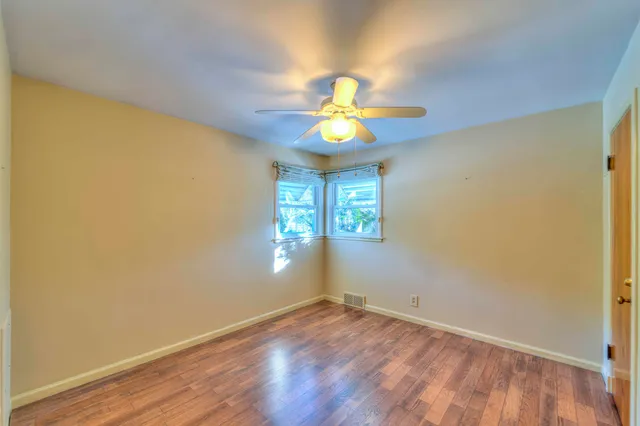 $179,900 | 1031 South Durand Street, Jackson, MI 49203