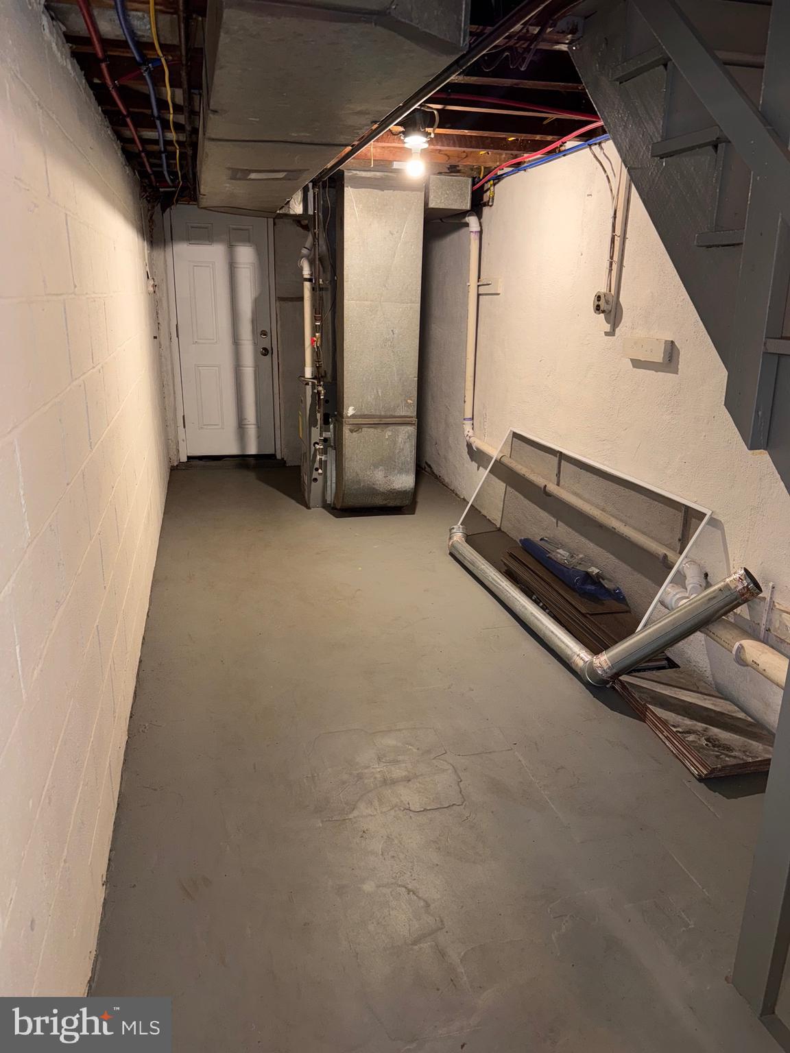 2896 Cushing Road Camden, NJ 08104 - Photo 30 of 31 a view of a room with gym equipment