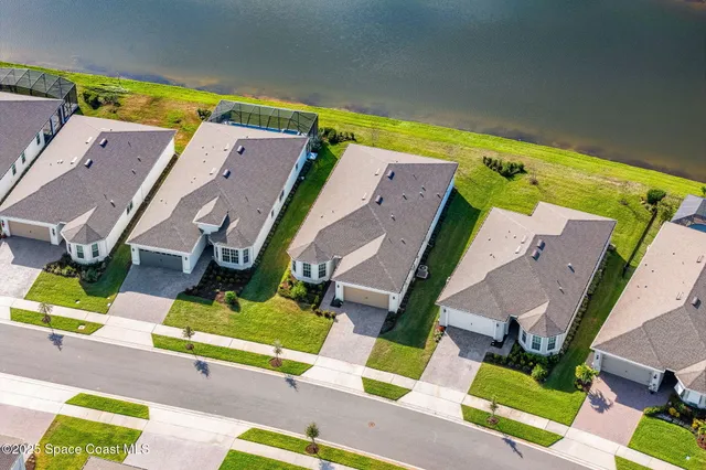 $739,982 | 8870 Shoreline Avenue, Melbourne, FL 32940