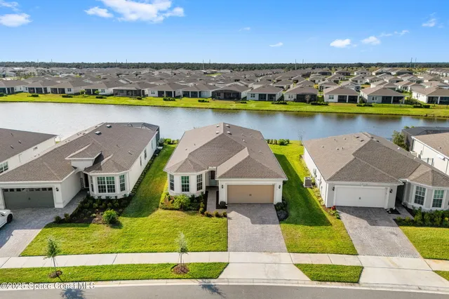 $739,982 | 8870 Shoreline Avenue, Melbourne, FL 32940