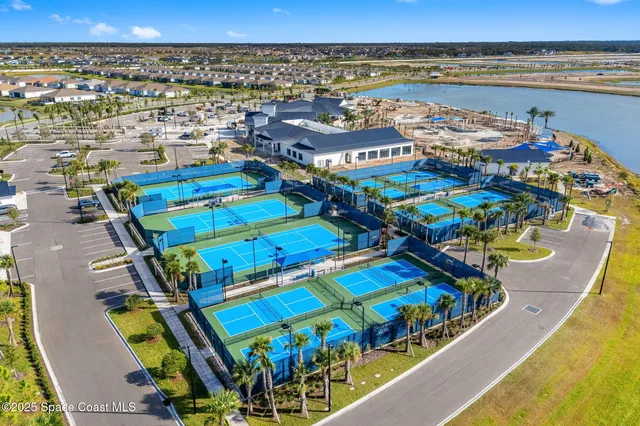 $739,982 | 8870 Shoreline Avenue, Melbourne, FL 32940