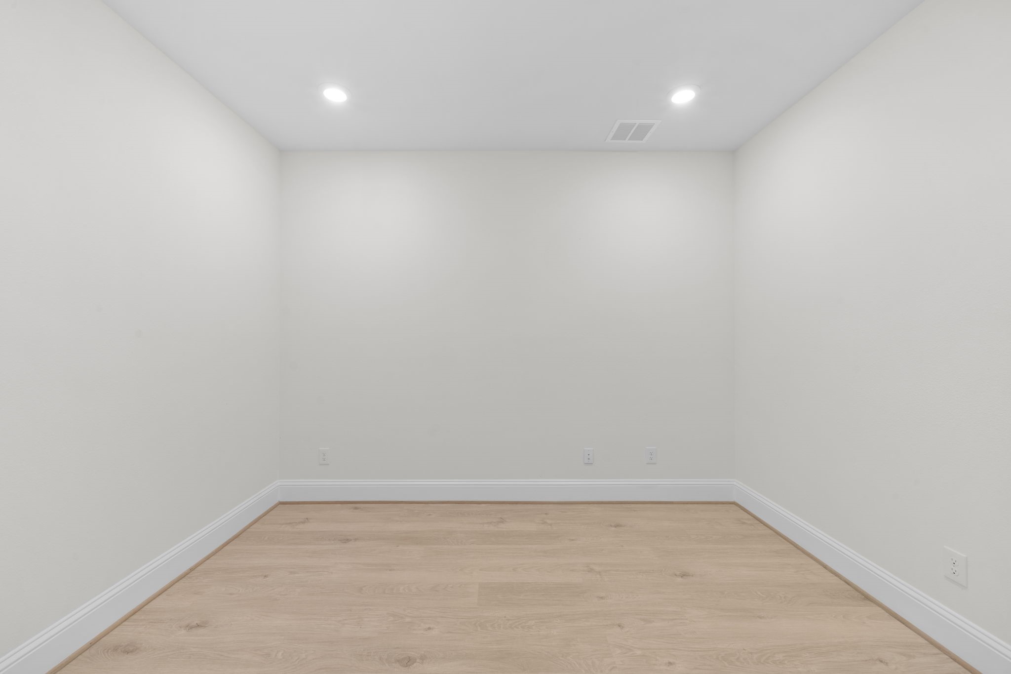 648 Cross Timbers Trace Hempstead, TX 77445 - Photo 14 of 40 a view of an empty room