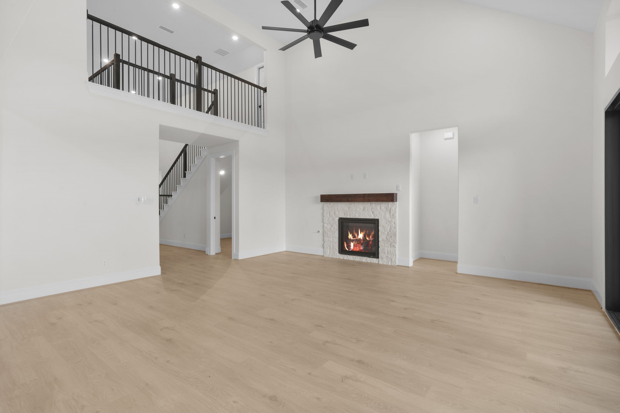 648 Cross Timbers Trace Hempstead, TX 77445 - Photo 20 of 40 a view of an empty room with chandelier fan