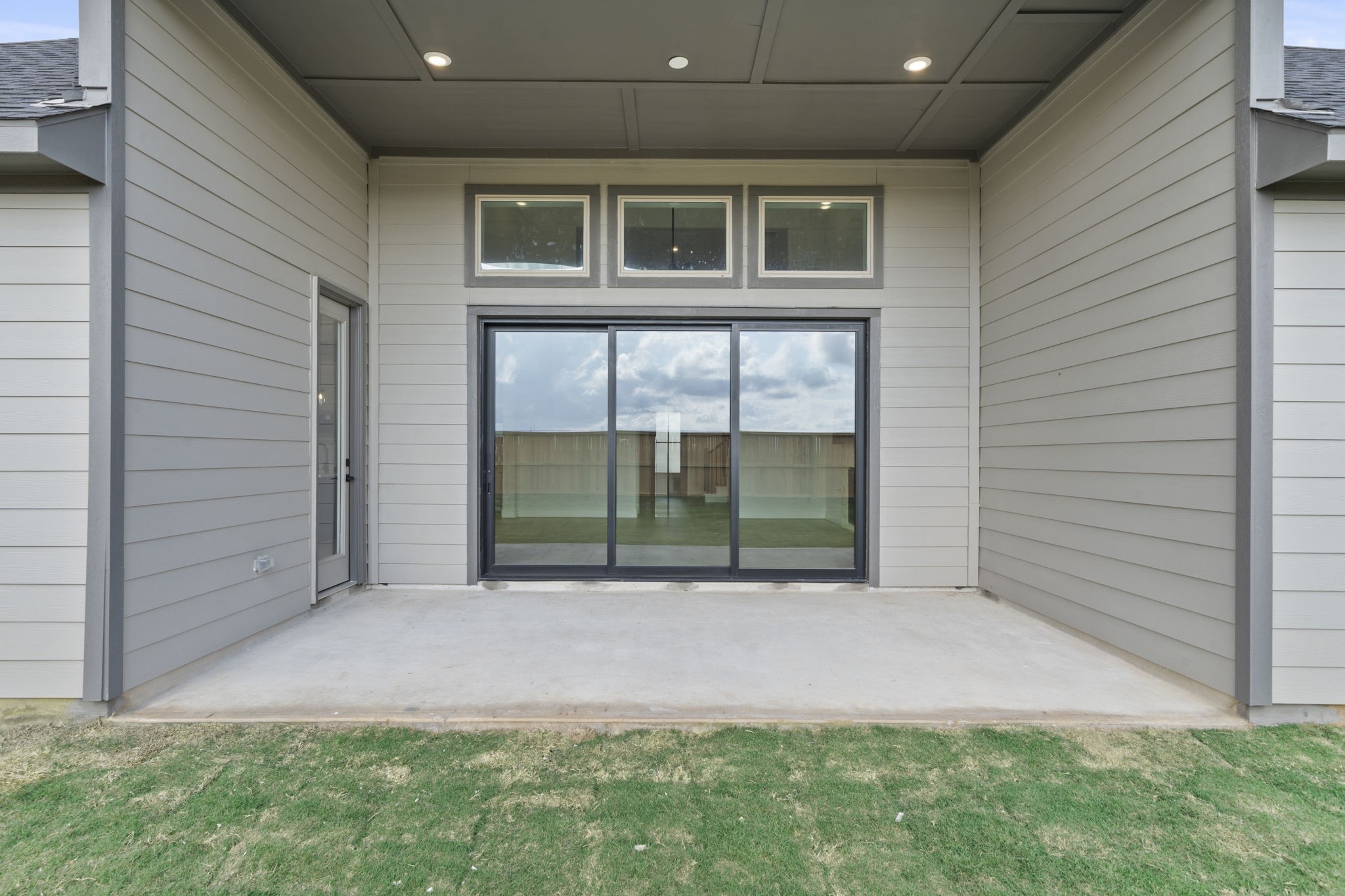 648 Cross Timbers Trace Hempstead, TX 77445 - Photo 34 of 40 a view of outdoor space and yard
