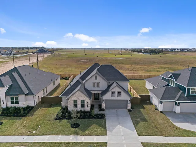$534,990 | 648 Cross Timbers Trace, Hempstead, TX 77445