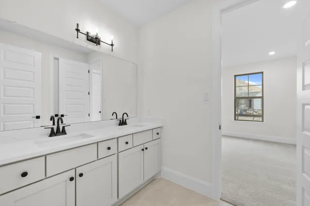 $534,990 | 648 Cross Timbers Trace, Hempstead, TX 77445