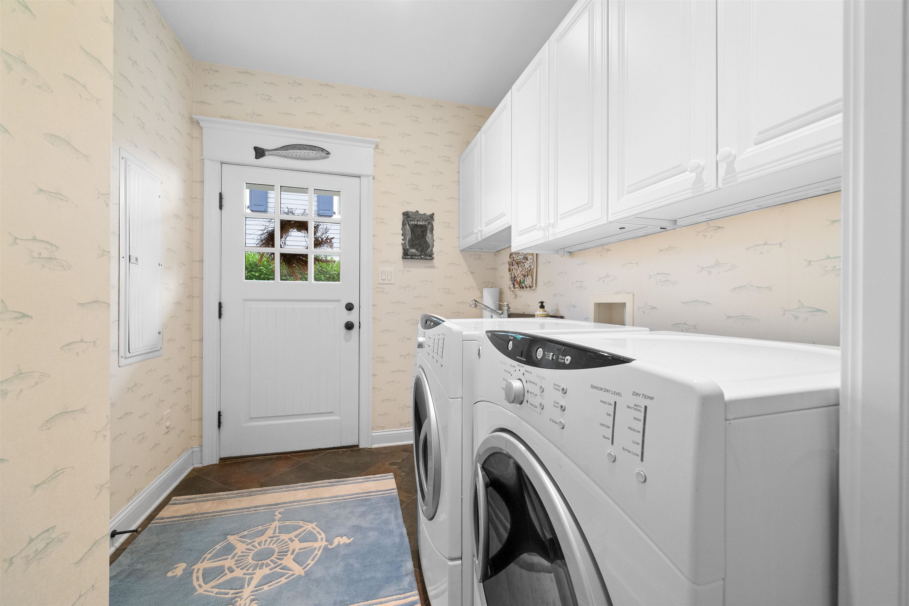 4765 4th Avalon, NJ 08202 - Photo 33 of 41 a utility room with dryer and washer