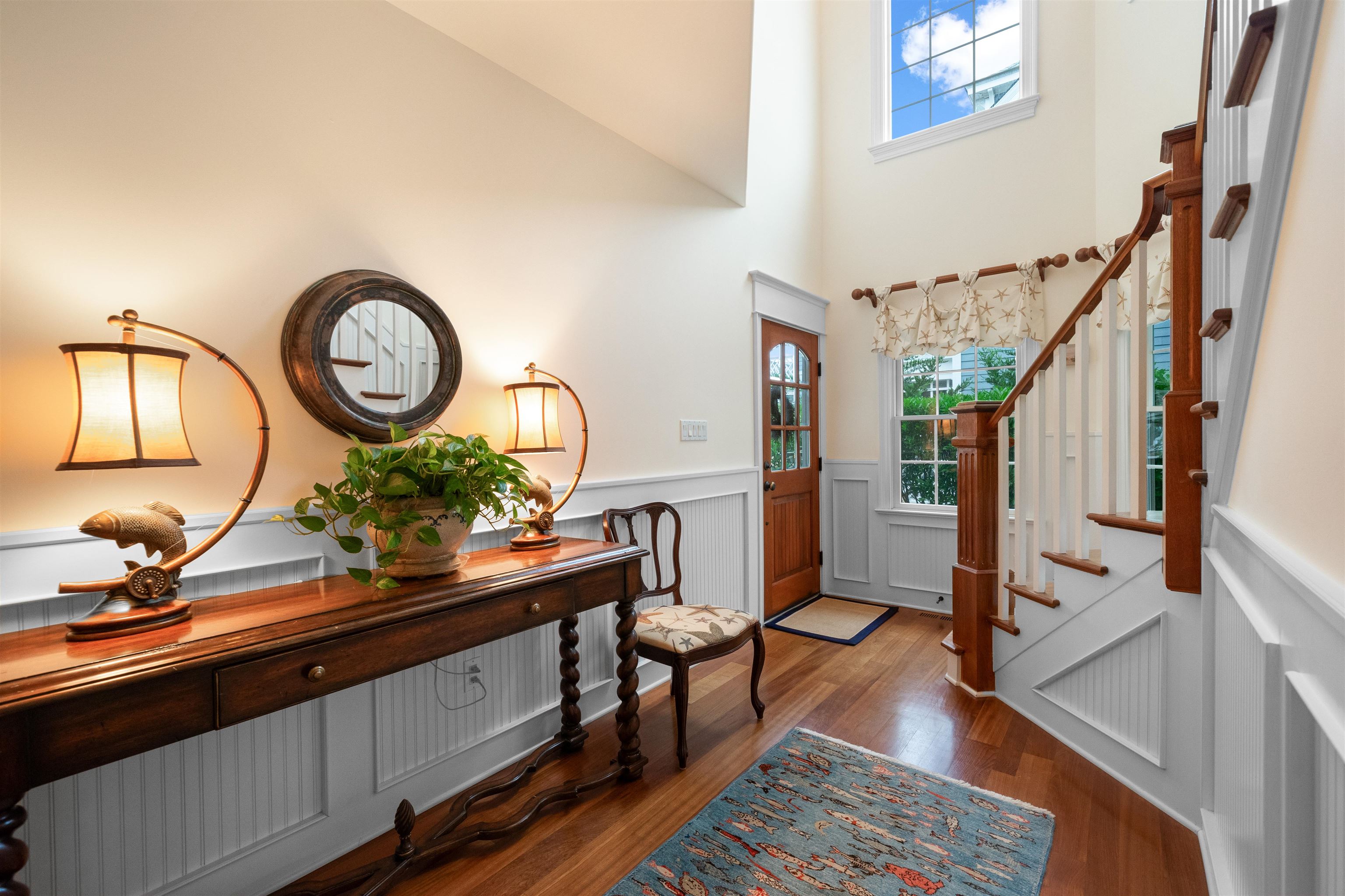 4765 4th Avalon, NJ 08202 - Photo 7 of 41 a view of living room with furniture and wooden floor
