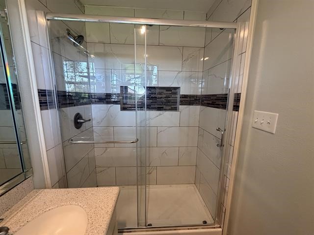 2649 Azalea Avenue Groves, TX 77619 - Photo 22 of 33