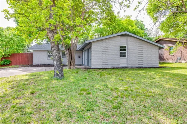 $335,000 | 2010 Durham Street, Irving, TX 75062