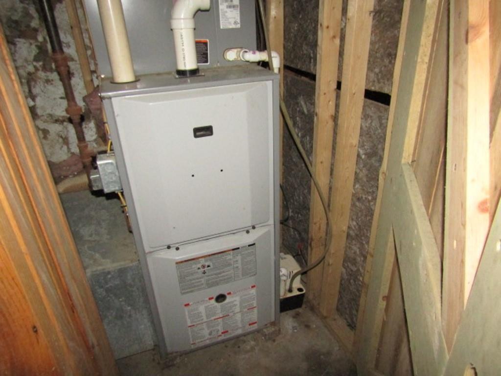 761 Highway 18 Burgettstown, PA 15021 - Photo 26 of 27 a view of utility room