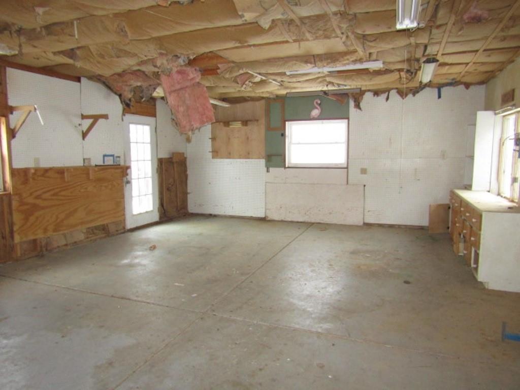 761 Highway 18 Burgettstown, PA 15021 - Photo 7 of 27 a view of empty room