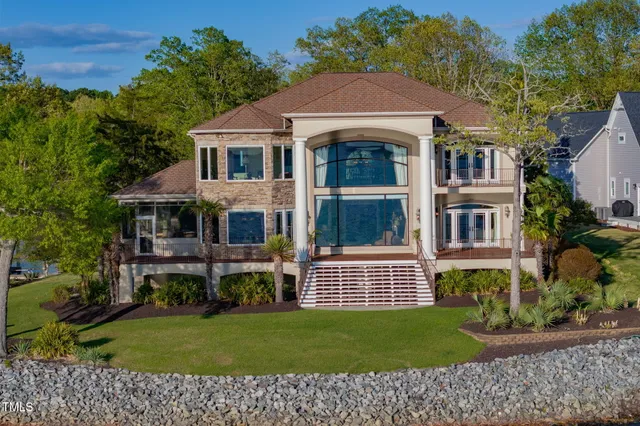 $2,499,000 | 250 Riverside Drive, Henrico, NC 27842
