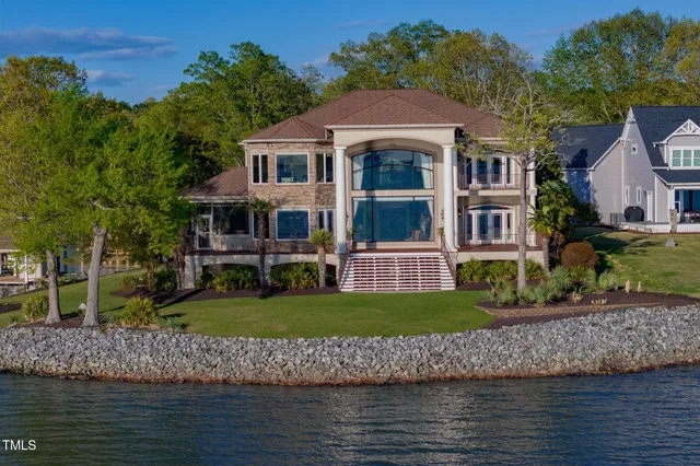 $2,499,000 | 250 Riverside Drive, Henrico, NC 27842