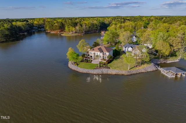 $2,499,000 | 250 Riverside Drive, Henrico, NC 27842