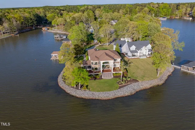 $2,499,000 | 250 Riverside Drive, Henrico, NC 27842