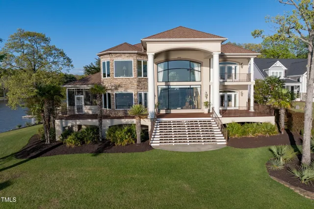 $2,499,000 | 250 Riverside Drive, Henrico, NC 27842